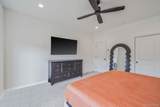 366 Wavell Avenue - Photo 24