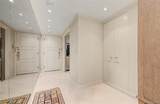 160 Central Park - Photo 15