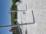 689 & 693 Beck Street - Photo 21
