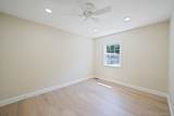 17 Bartlett - Photo 17