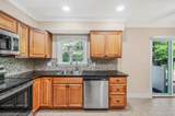 17 Bartlett - Photo 7