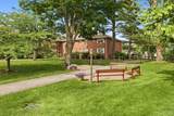 121 North Broadway - Photo 17
