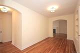 160 Middle Neck Road - Photo 4
