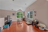 11 Nesaquake Avenue - Photo 4