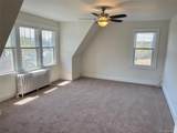 175 Woodruff Avenue - Photo 3