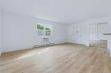 19 White Gate Road - Photo 5