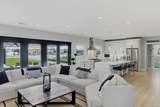 240 Clocks Boulevard - Photo 14