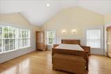 202 Bayport Avenue - Photo 22