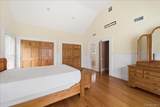 202 Bayport Avenue - Photo 23