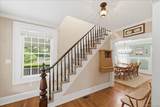 202 Bayport Avenue - Photo 4