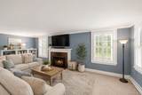 202 Bayport Avenue - Photo 5