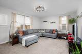 13 Bryant Crescent - Photo 11