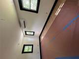 423 Hinman Place - Photo 15