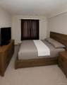 563 Ellsworth Avenue - Photo 9