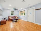 2 Hempstead Lane - Photo 4