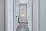 70 Vandeusen Street - Photo 16