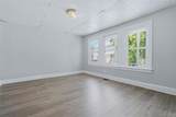 70 Vandeusen Street - Photo 8