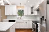 25 Brewster Avenue - Photo 9