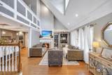 19 Joan Road - Photo 6