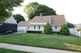 245 Sprucewood Drive - Photo 3