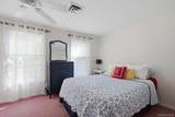 22 Washington Mews - Photo 13