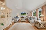 2590 Darnley Place - Photo 3