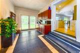 8 Van Cedar Street - Photo 10
