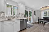 38 Oakwood Street - Photo 12
