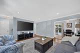 38 Oakwood Street - Photo 8