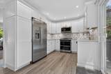 38 Oakwood Street - Photo 9