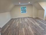 19 Manchester Road - Photo 17