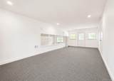 290 Eastwood Boulevard - Photo 11
