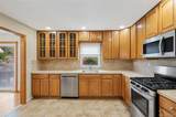 395 Putnam Avenue - Photo 7