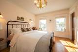 556 State Street - Photo 18