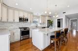 762 Pecan Street - Photo 6