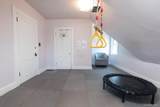 32 Lake Avenue - Photo 17