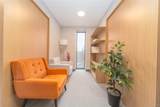 3005 Vernon Boulevard - Photo 11