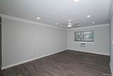 407 East Main Street - Photo 4