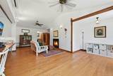 425 Maple Lane - Photo 15