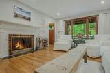 425 Maple Lane - Photo 8