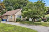 23 Gates Avenue - Photo 2