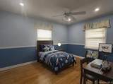 694 Blackstone Avenue - Photo 7