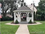 5 Oakdale Manor - Photo 23