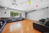 32 Lake Avenue - Photo 5