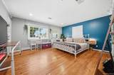 32 Lake Avenue - Photo 9