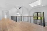 2 Barry Court - Photo 15
