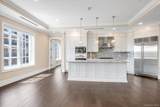 3000 Royal Court - Photo 5