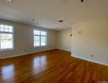 259 Glen Cove Avenue - Photo 4