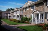 6 Williams Boulevard - Photo 2