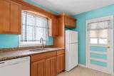 218 Venetian Boulevard - Photo 12
